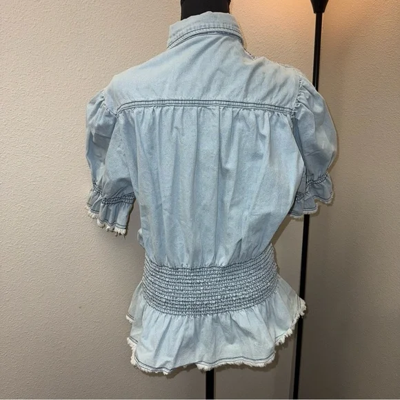 NWT ANDREE Denim Ruffle Blouse. Frayed Edges. Poof Sleeves. 1X - Picture 5 of 9